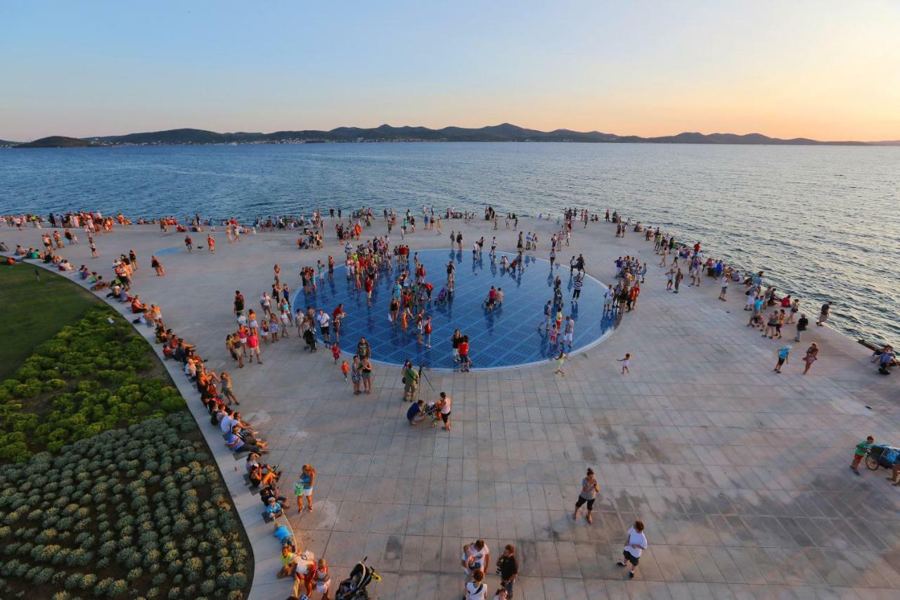 Three Pearls Deluxe Rooms & Studios Zadar Exterior photo