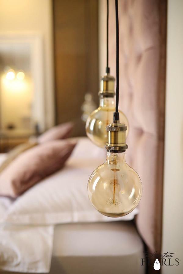 Three Pearls Deluxe Rooms & Studios Zadar Exterior photo