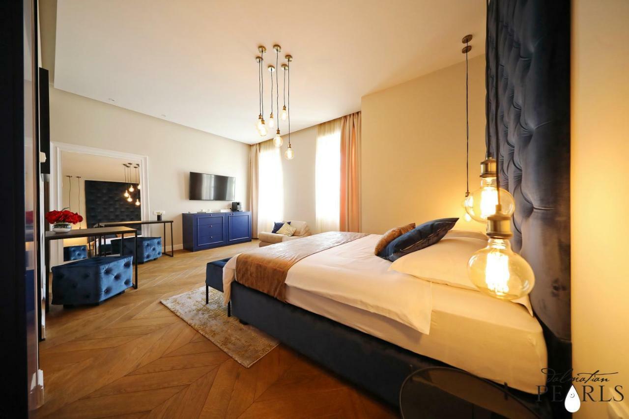 Three Pearls Deluxe Rooms & Studios Zadar Exterior photo